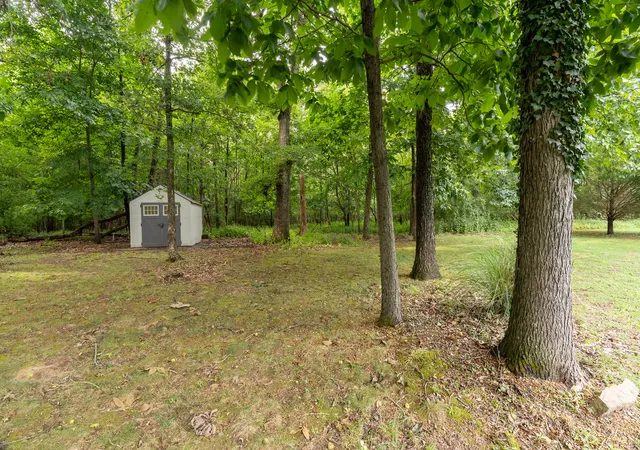 Photo 3 of Single family home for sale at 1904 Spring Garden Rd, Marion, IL 62959 | MLS# 12726776 | Listing updated on 2026-08-15