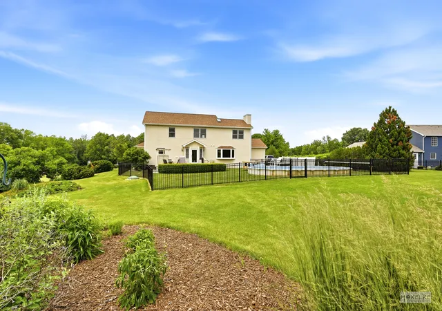 4th image of 2066 Bernadette Ln, Yorkville, IL 60560 | MLS# 12726796