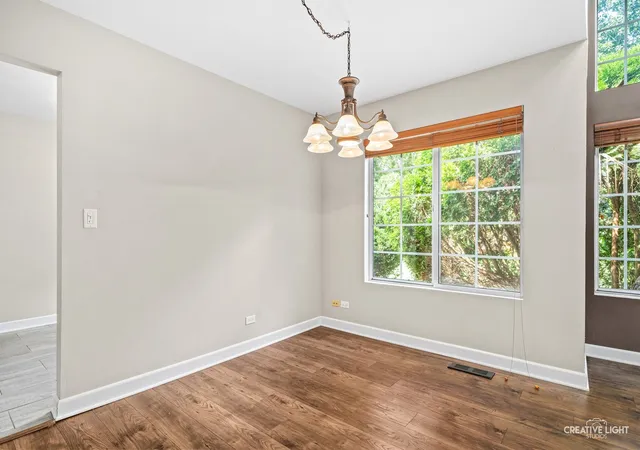 Photo 4 of Townhouse for sale at 87 Townsend Cir, Naperville, IL 60565 | MLS# 12726840 | Listing updated on 2026-09-06