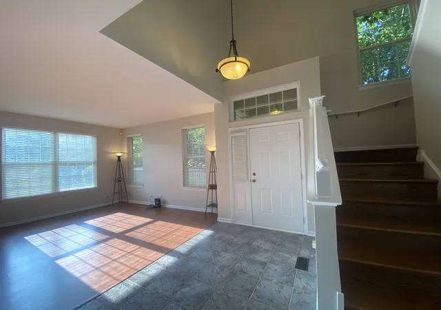 Photo 3 of Townhouse for sale at 1298 Georgetown Way, Vernon Hills, IL 60061 | MLS# 12726896 | Listing updated on 2026-08-14
