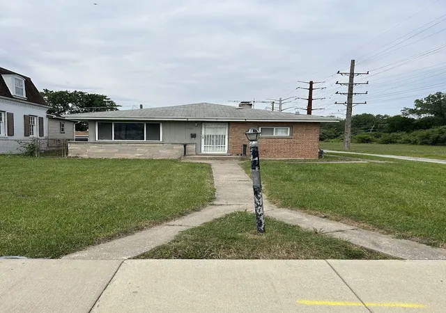 Photo 2 of Sale Pending at 16112 Wolcott Ave, Markham, IL 60428 | MLS# 12726914 | Listing updated on 2026-09-02