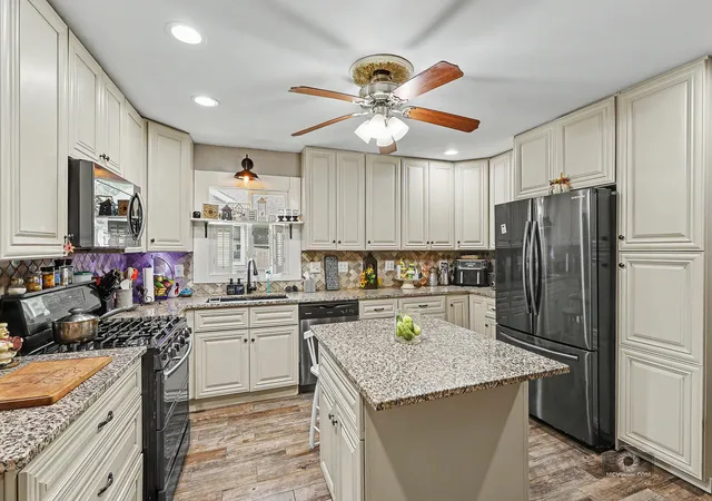 Photo 3 of Single family home for sale at 1457 Nova Rd, Sandwich, IL 60548 | MLS# 12727013 | Listing updated on 2026-09-26