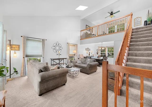 Photo 3 of Single family home for sale at 504 Tebay Pl, Schaumburg, IL 60194 | MLS# 12727114 | Listing updated on 2026-08-11