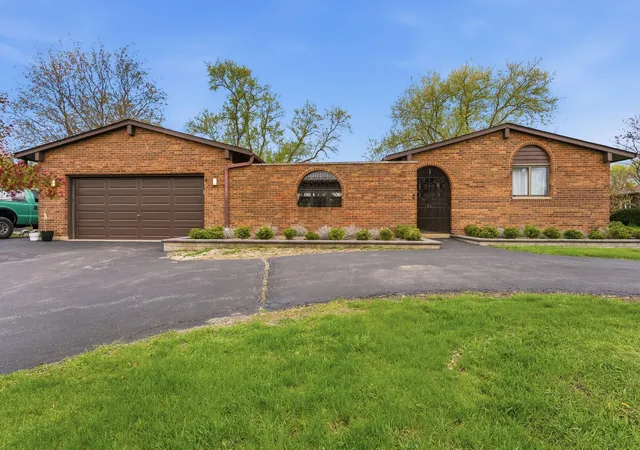 Photo 1 of Single family home for sale at 24262 W Rose Ave, Lake Zurich, IL 60047 | MLS# 12727180 | Listing updated on 2026-09-14