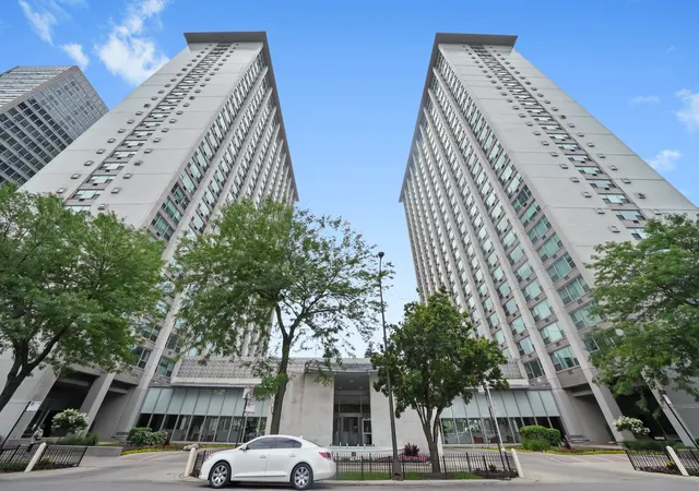 Photo 1 of Condo for sale at 3600 N Lake Shore Dr #2807, Chicago, IL 60613 | MLS# 12727203 | Listing updated on 2026-10-07