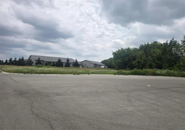 Photo 2 of Sale Pending at 4556 Marsh Hawk Dr, Loves Park, IL 61111 | MLS# 12727231 | Listing updated on 2026-09-18