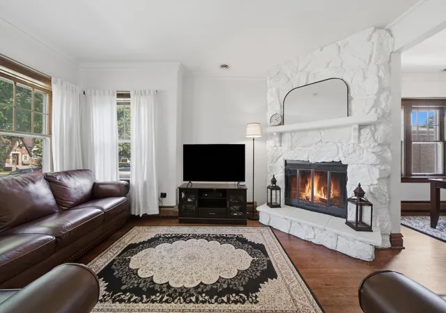 2nd image of 3616 Wisconsin Ave, Berwyn, IL 60402 | MLS# 12727240