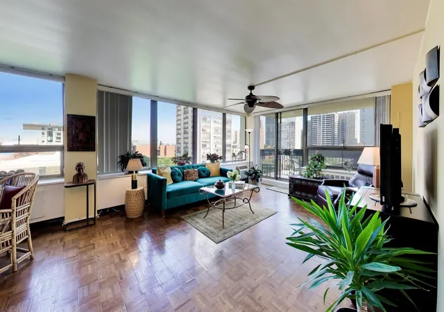 Photo 4 of Condo for sale at 1455 N Sandburg Ter #808B, Chicago, IL 60610 | MLS# 12727241 | Listing updated on 2026-09-30
