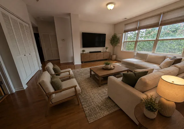 Photo 2 of Condo for sale at 2923 N Clybourn Ave #204, Chicago, IL 60618 | MLS# 12727336 | Listing updated on 2026-09-16