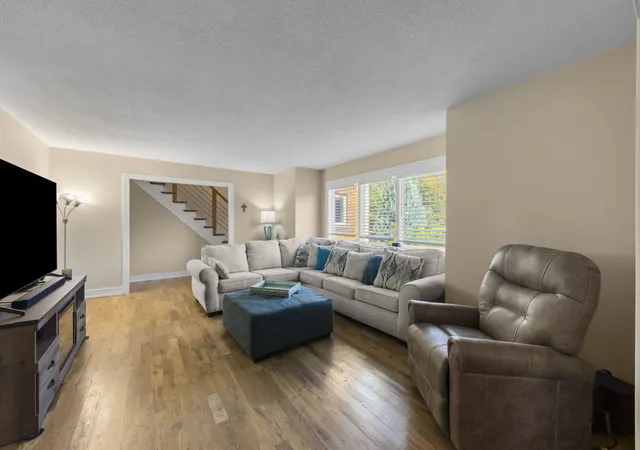 Photo 4 of Single family home for sale at 17740 S Gougar Rd, Lockport, IL 60441 | MLS# 12727345 | Listing updated on 2026-10-08