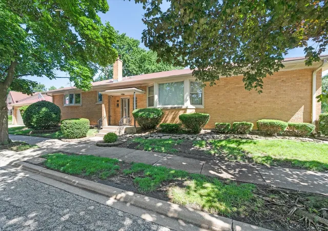 2nd image of 418 East End Ave, Hillside, IL 60162 | MLS# 12727392