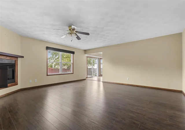 Photo 3 of Sale Pending at 651 Purple Sage Dr, Roscoe, IL 61073 | MLS# 12727432 | Listing updated on 2026-08-27