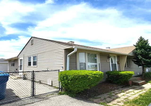 Photo 2 of Townhouse for sale at 4119 W 89th Place, Hometown, IL 60456 | MLS# 12727446 | Listing updated on 2026-08-29
