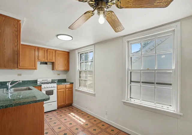 4th image of 3437 Oak Ave, Brookfield, IL 60513 | MLS# 12727447