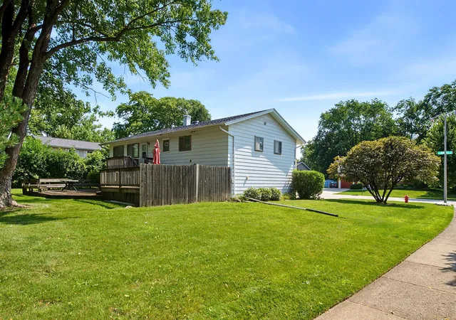 Photo 35 of Single family home for sale at 406 N Williams Dr, Palatine, IL 60074 | MLS# 12727448 | Listing updated on 2026-09-01