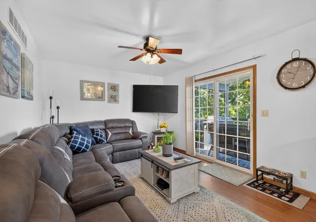 Photo 4 of Single family home for sale at 2 Clubhouse Dr, Varna, IL 61375 | MLS# 12727480 | Listing updated on 2026-08-28