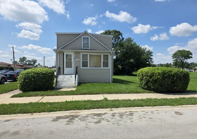 Multi family home for sale at 15144 9th Avenue, Phoenix, IL 60426 | MLS# 12727513