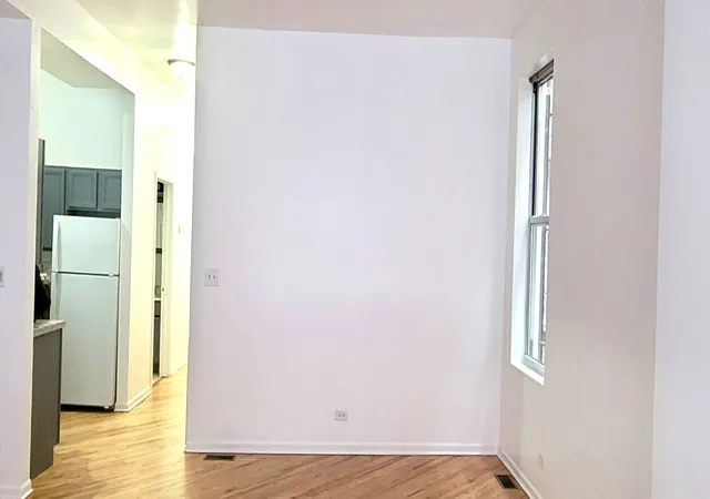 Listing Photo 4 - Condo for sale in building located at 1540 N Rockwell St, Chicago, IL 60622 - Unit #1