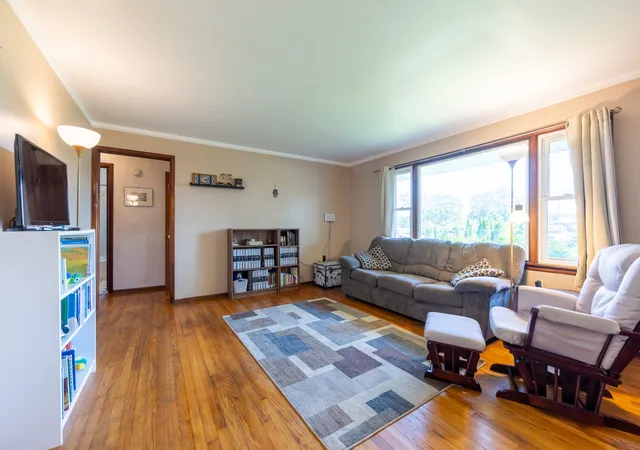 Photo 4 of Sale Pending at 1103 N Coler Ave, Urbana, IL 61801 | MLS# 12727593 | Listing updated on 2026-09-13