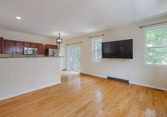 Photo 4 of Townhouse for sale at 7509 Frontage Rd, Skokie, IL 60077 | MLS# 12727619 | Listing updated on 2026-08-14