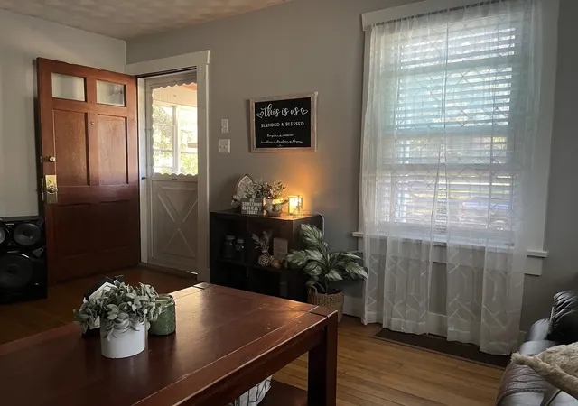 Photo 2 of Single family home for sale at 1933 Wall St, Murphysboro, IL 62966 | MLS# 12727660 | Listing updated on 2026-09-07