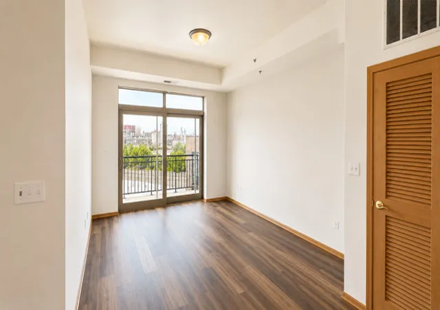 Photo 3 of Condo for sale at 2322 S Canal St #708, Chicago, IL 60616 | MLS# 12727679 | Listing updated on 2026-08-13