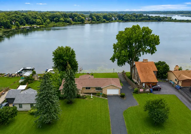 Photo 1 of Single family home for sale at 36897 N Nathan Hale Dr, Lake Villa, IL 60046 | MLS# 12727713 | Listing updated on 2026-09-04