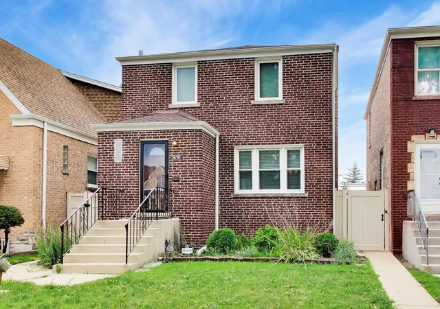 2nd image of 1630 Clarence Ave, Berwyn, IL 60402 | MLS# 12727742