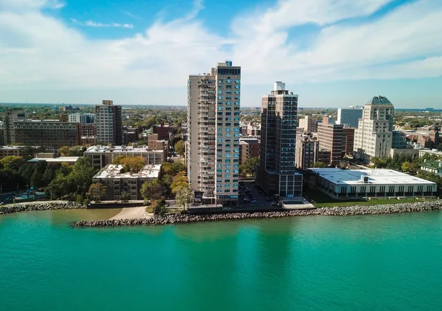 Photo 1 of Condo for sale at 6301 N Sheridan Rd #9V, Chicago, IL 60660 | MLS# 12727762 | Listing updated on 2026-10-04