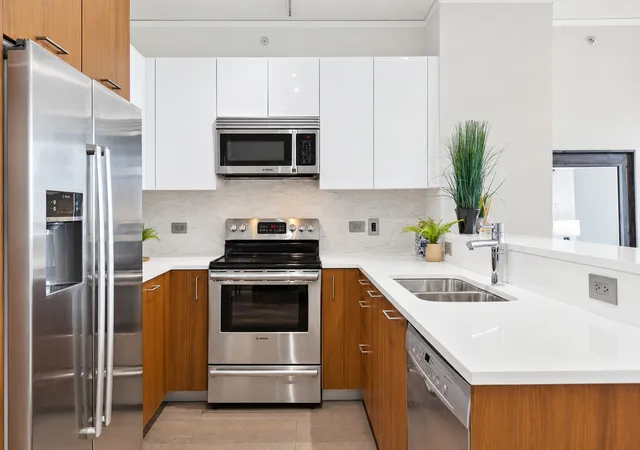 Photo 3 of Condo for sale at 1901 S Calumet Ave #2706, Chicago, IL 60616 | MLS# 12727768 | Listing updated on 2026-10-23