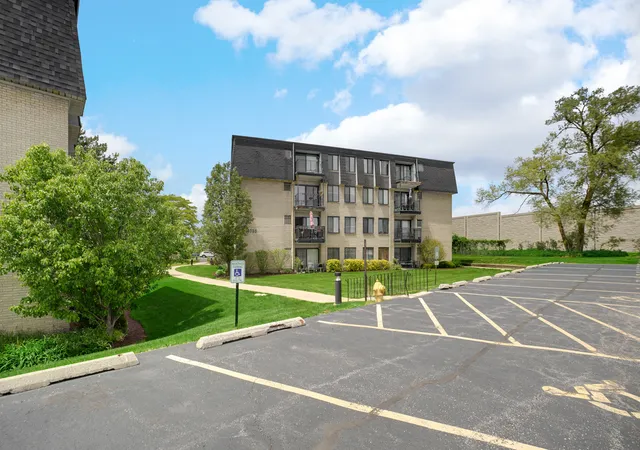 Photo 2 of Condo for sale at 10735 W 5th Avenue #404, Countryside, IL 60525 | MLS# 12727770 | Listing updated on 2026-08-26