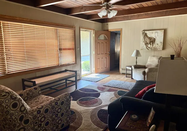 Photo 3 of Single family home for sale at 6251 Blackstone Ave, La Grange Highlands, IL 60525 | MLS# 12727789 | Listing updated on 2026-09-30