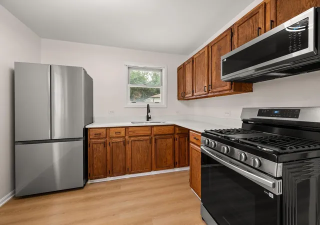 Photo 4 of Single family home for sale at 2115 W 175th Street, Homewood, IL 60430 | MLS# 12727799 | Listing updated on 2026-09-21