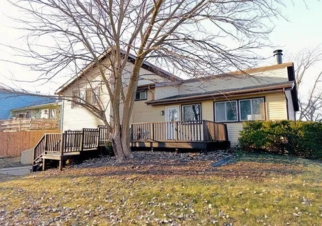 Photo 2 of Single family home for sale at 3303 Charlemagne Ave, Hazel Crest, IL 60429 | MLS# 12727803 | Listing updated on 2026-09-30
