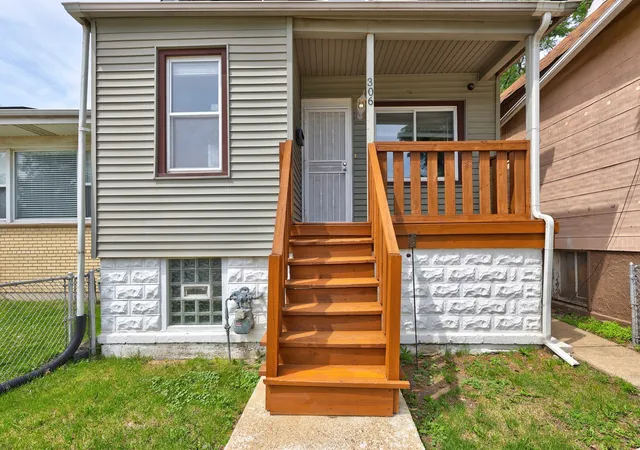 Photo 4 of Single family home for sale at 306 E 118th Street, Chicago, IL 60628 | MLS# 12727814 | Listing updated on 2026-08-10