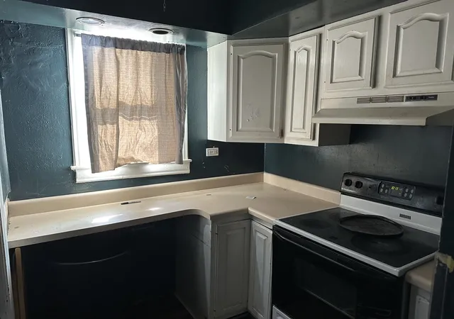 Photo 2 of Single family home for sale at 333 Mckinley Ave, Kewanee, IL 61443 | MLS# 12727859 | Listing updated on 2026-08-25