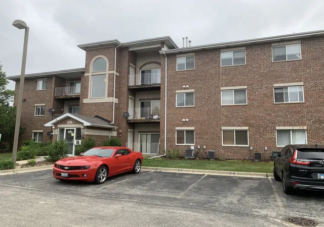 Photo 1 of Condo for sale at 881 N Swift Rd #306, Addison, IL 60101 | MLS# 12727884 | Listing updated on 2026-08-14