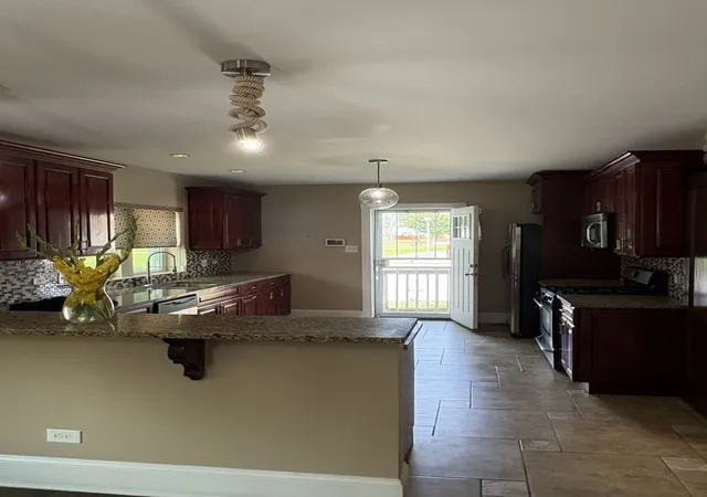 3rd image of 1201 S 14Th Ave, Maywood, IL 60153 | MLS# 12727887