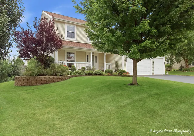 Photo 2 of Single family home for sale at 4707 Joyce Ln, Mc Henry, IL 60050 | MLS# 12727892 | Listing updated on 2026-09-04