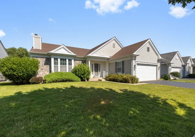 3rd image of 12235 Daphne Dr, Huntley, IL 60142 | MLS# 12727950