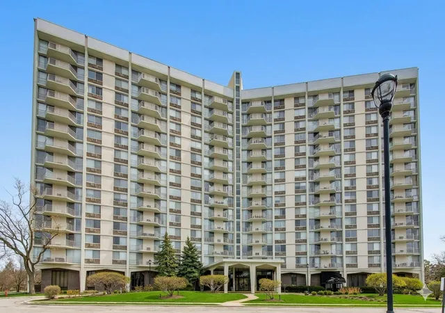 Photo 1 of Condo for sale at 40 N Tower Rd #16N, Oak Brook, IL 60523 | MLS# 12727956 | Listing updated on 2026-08-13