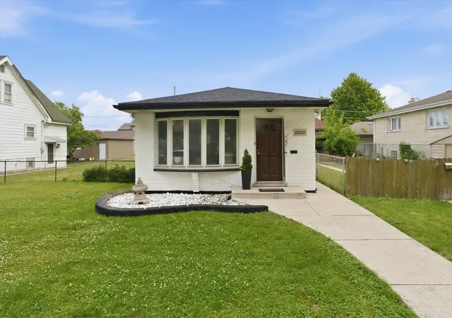 Single family home for sale at 5253 S Moody Ave, Chicago, IL 60638 | MLS# 12727973
