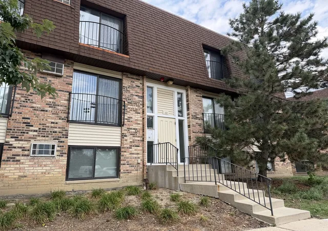 Condo for sale at 164 S Waters Edge Dr #201, Glendale Heights, IL 60139 | MLS# 12728019