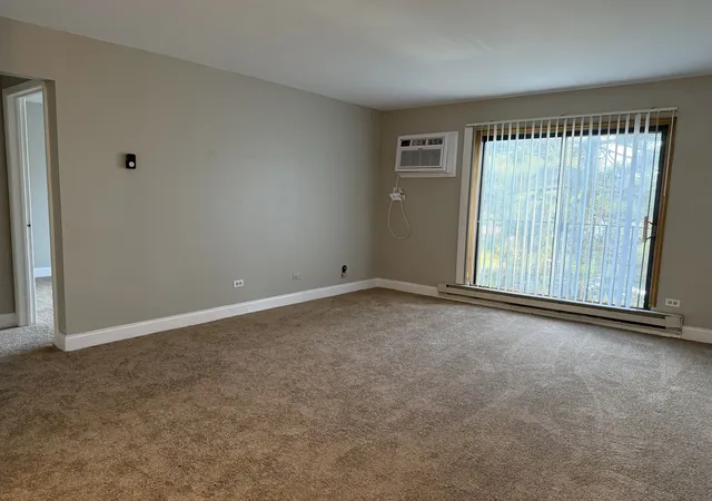 Photo 2 of Condo for sale at 164 S Waters Edge Dr #201, Glendale Heights, IL 60139 | MLS# 12728019 | Listing updated on 2026-10-07