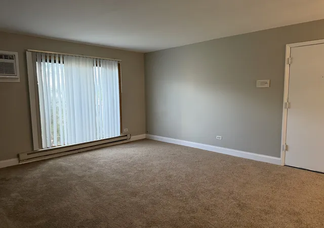 Photo 3 of Condo for sale at 164 S Waters Edge Dr #201, Glendale Heights, IL 60139 | MLS# 12728019 | Listing updated on 2026-10-07