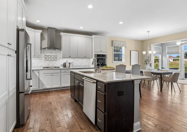 Photo 3 of Single family home for sale at 3731 Chesapeake Ln, Naperville, IL 60564 | MLS# 12728023 | Listing updated on 2026-10-07