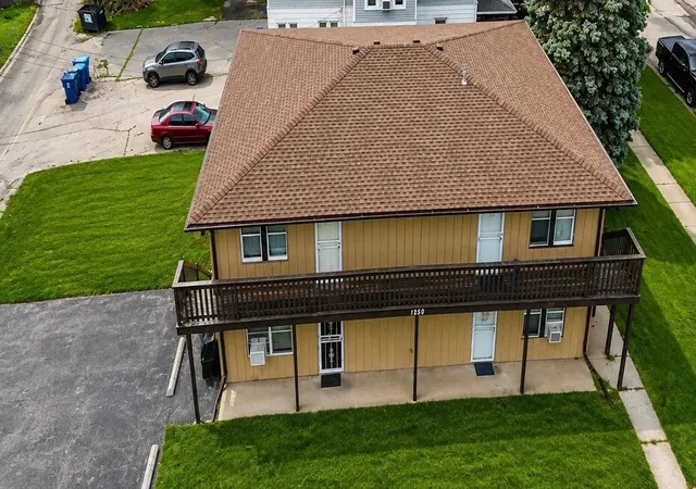 Listing Photo 5 - Condo for sale in building located at 1250 W End Ave, Chicago Heights, IL 60411
