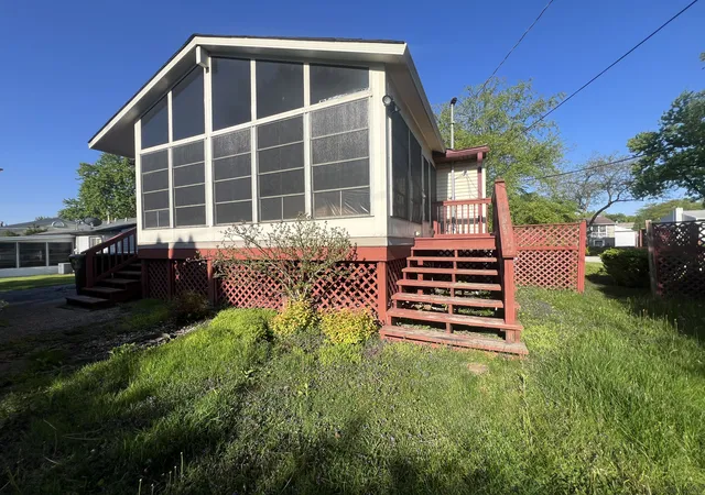 Photo 3 of Single family home for sale at 19613 Redwood Ln, Mokena, IL 60448 | MLS# 12728238 | Listing updated on 2026-09-28
