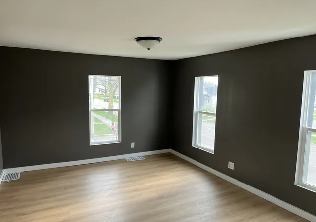 Photo 12 of Multi family home for sale at 102 E Stanton St, Streator, IL 61364 | MLS# 12728244 | Listing updated on 2026-08-14