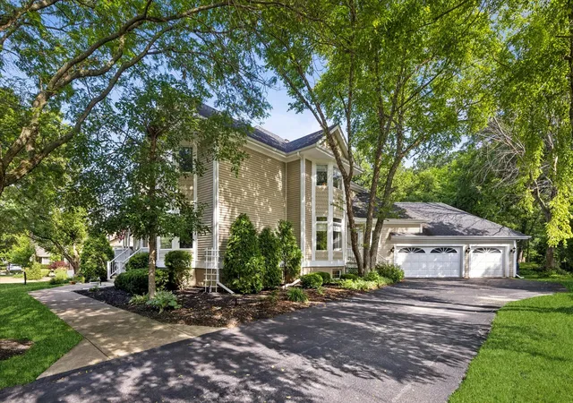 38th image of 2460 Saint Andrews Dr, Olympia Fields, IL 60461 | MLS# 12728276
